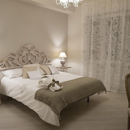 B&B Donna Ada Салерно Экстерьер фото